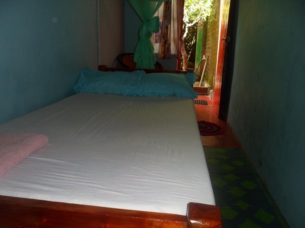 Thisal Guest House Polonnaruwa Zimmer foto